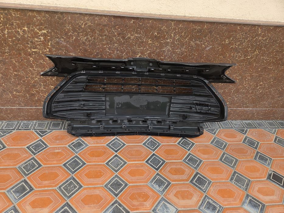 Оригинал облицовка Tracker 2 плюс юбка