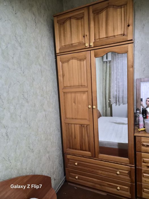 Гардероб с надстройка от чам 90/220 и скрин от чам 80/83/45