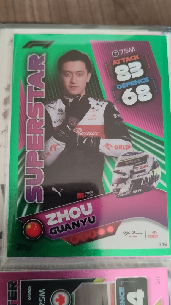 Topps Turbo Attax 2022 - Green Paralel -  Superstar G. Zhou 014/500