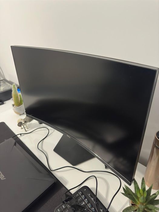Monitor dell curbat s2721hgf 144 hz g sync freesync 27 inch