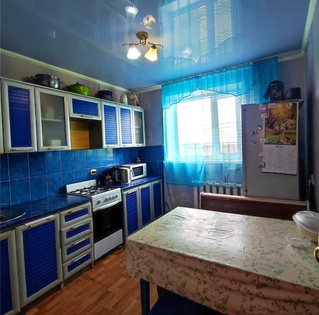 Продаю 3х комн.квартиру в центре, 4этаж, ул. Шерубай Батыра.