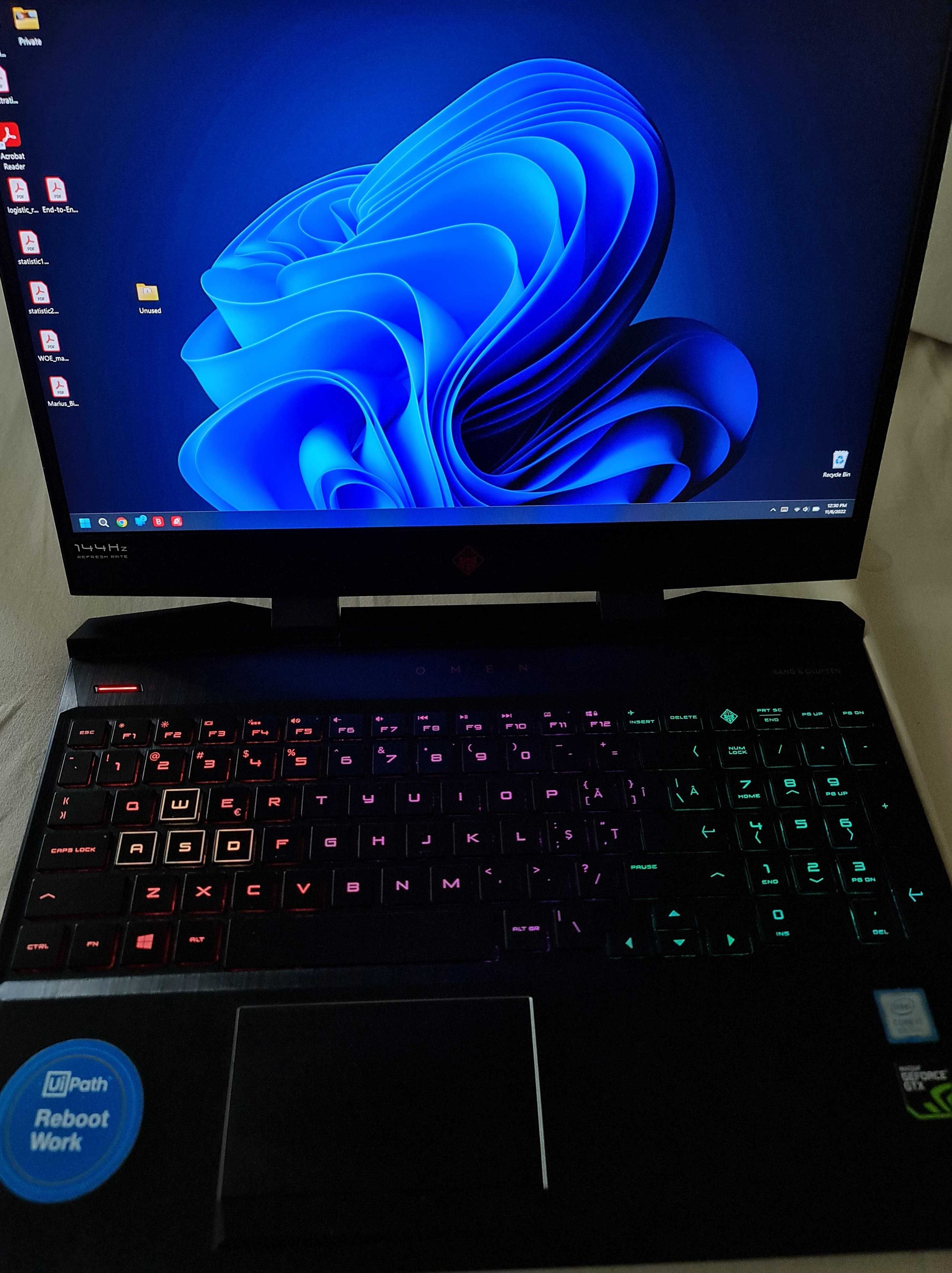 Laptop Gaming OMEN by HP 15-dc0019nq cu procesor Intel® Core™ i7-8750H