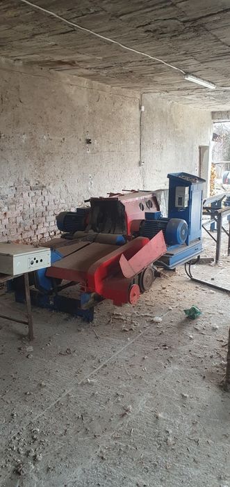 Двойно обрезен цирколяр