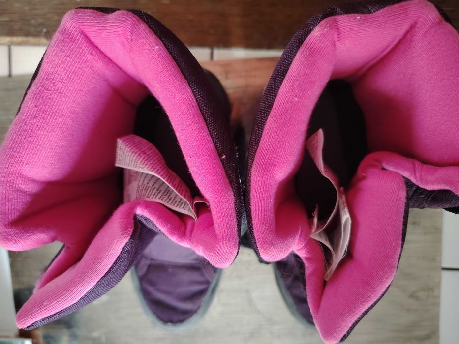 Два чифта детски ботуши/апрески 35 номер