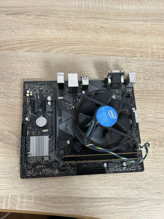 KIT Intel i3 9100f + placa baza ASUS h310m + 16 gb ram ddr4 3600 mhz