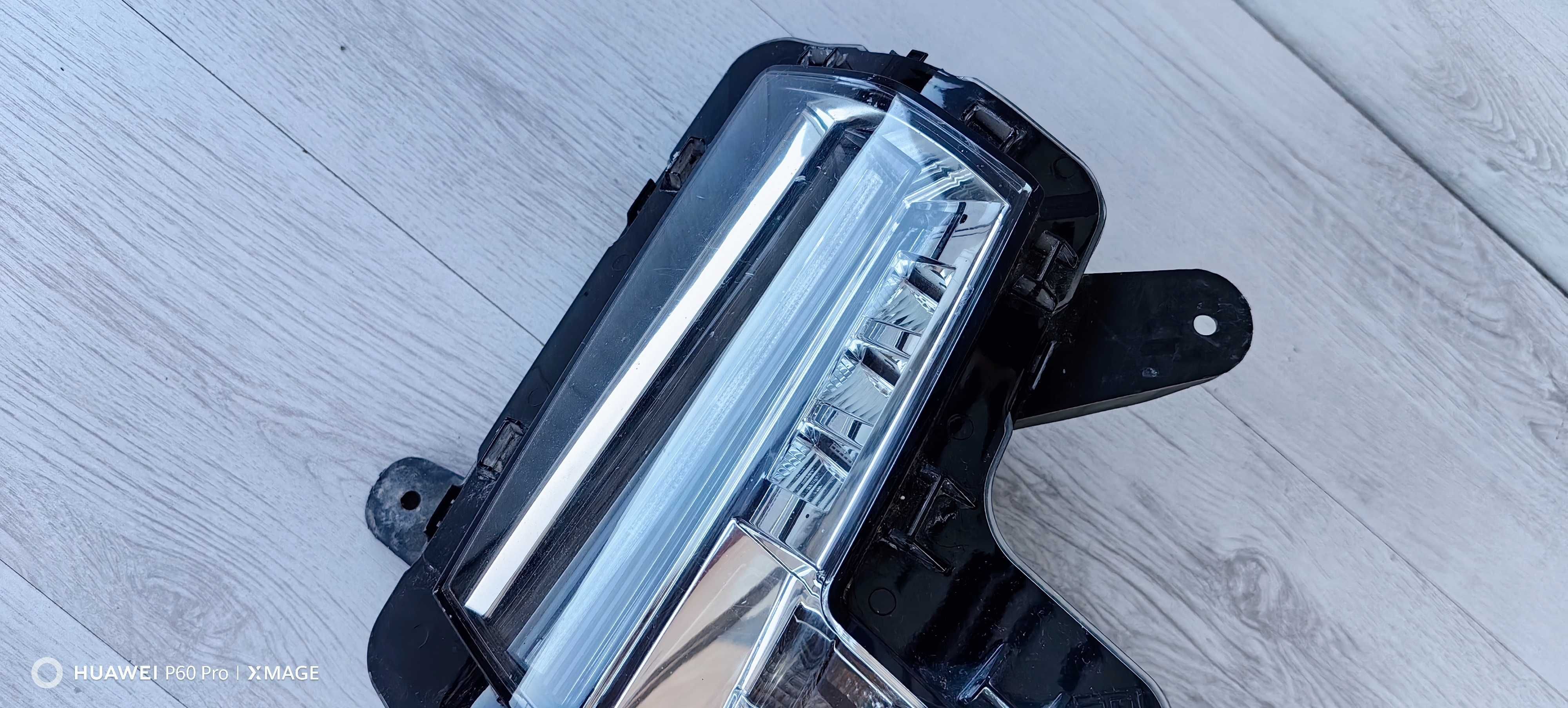 LED дневна светлина / мигач за Cadilac Escalade / Кадилак Ескалейд