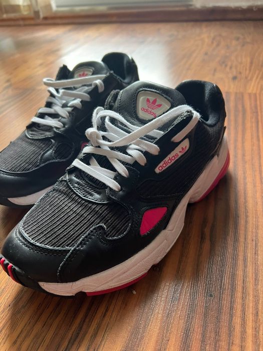 Adidas falcon marime 38