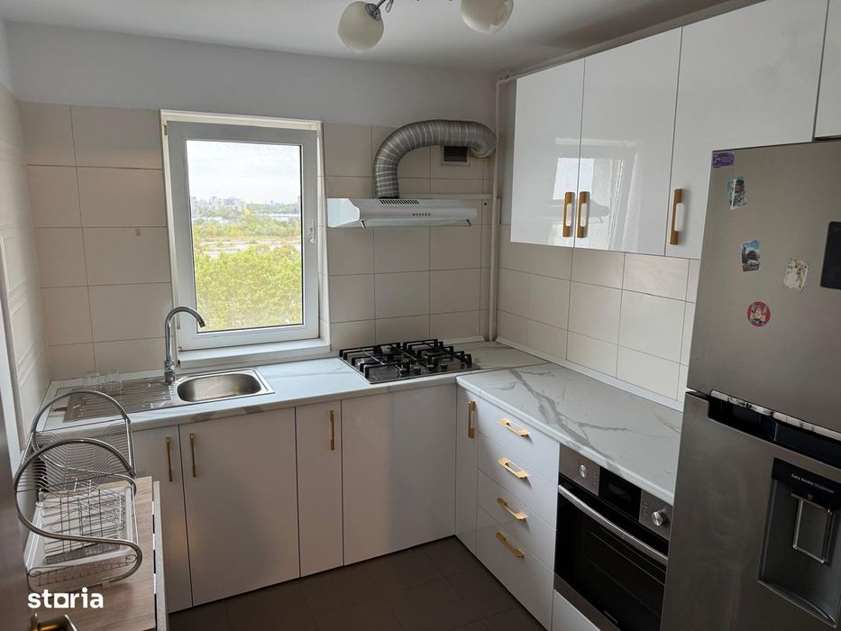 3 Camere Renovat Ten Blocks Militari Pacii