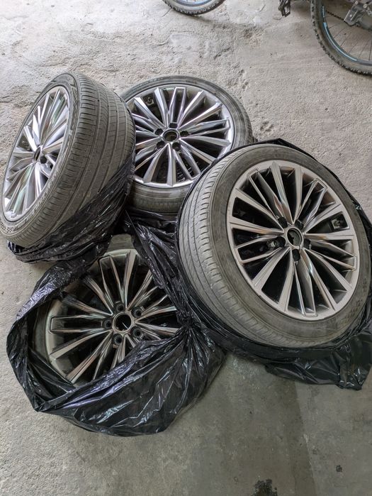 Продам диски в отличном состояний