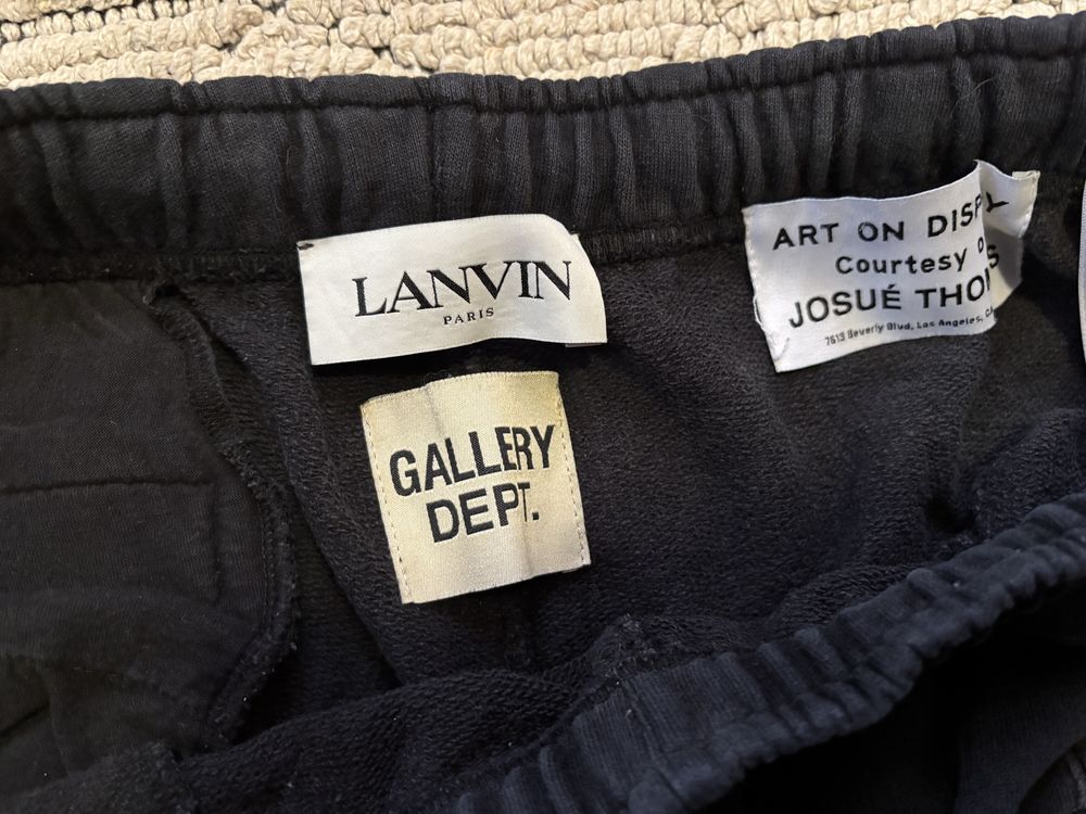 Galery dept долнище