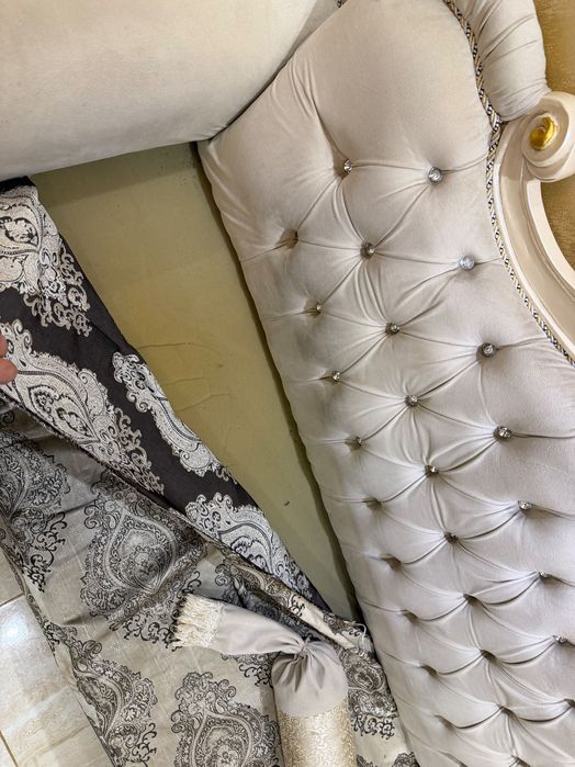 Мека мебел диван