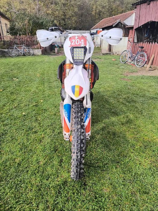 KTM 300 exc six days