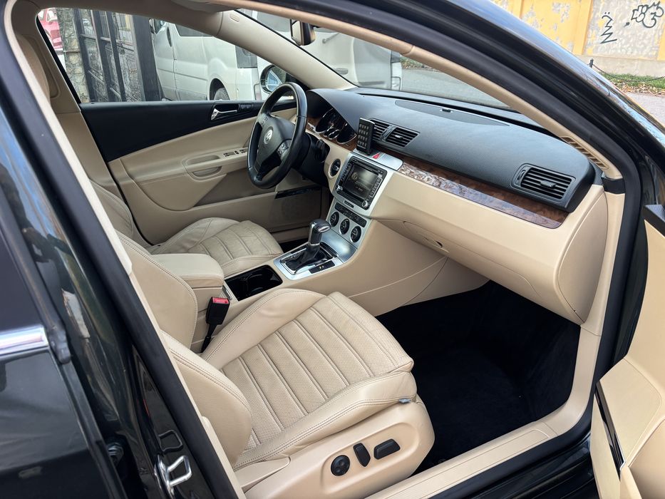 Passat 2.0TDI BMP 2008-11 navi padele RATE dynaudio trapa piele crem