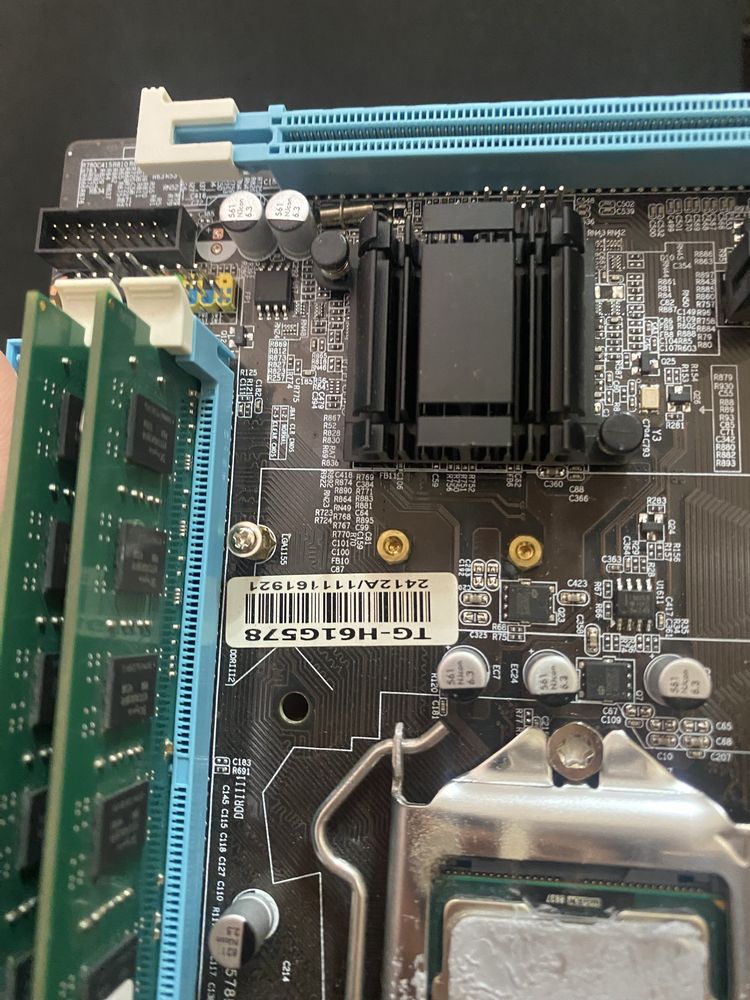 Plata h61 Oem i5 2400 ram 16gb