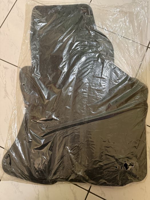 Оригинални мокетени стелки за Шкода Октавия 2 (2005 - 2013)