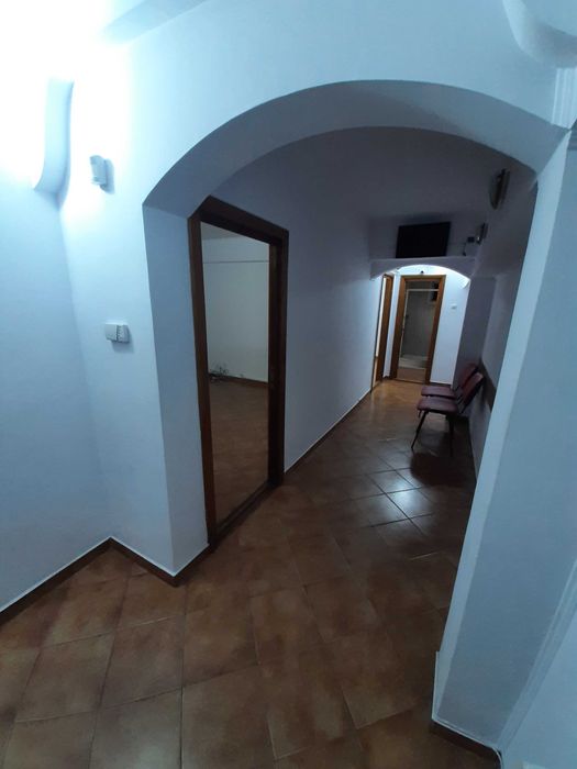 Spatiu ultracentral ptr birou/cabinet/salon/atelier