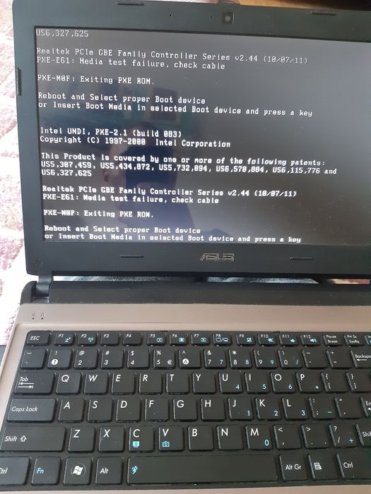 Laptop asus slim defect pentru piese