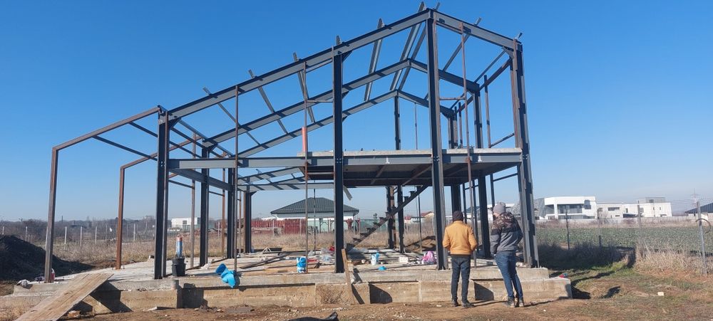 Comapnia noastra proiecteaza, produce și monteaza hale metalice 100%