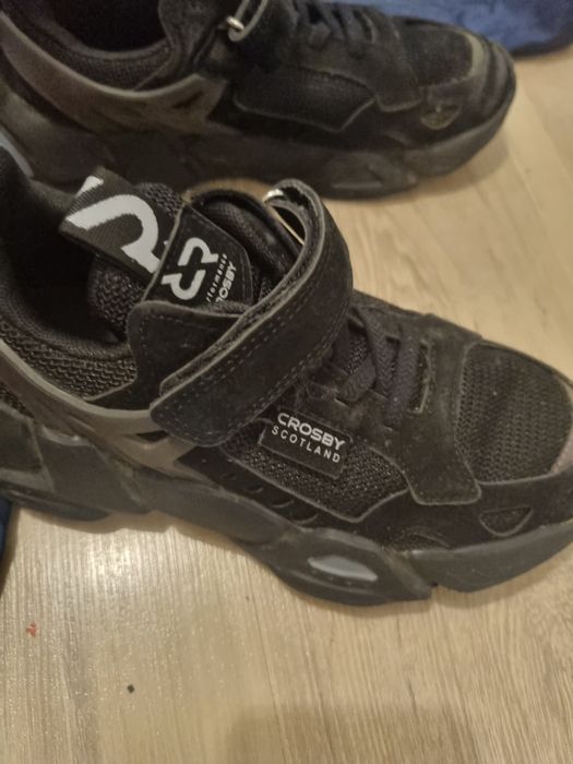 Vând lot geci 134-140cm și pantofi CROSBY eur 34