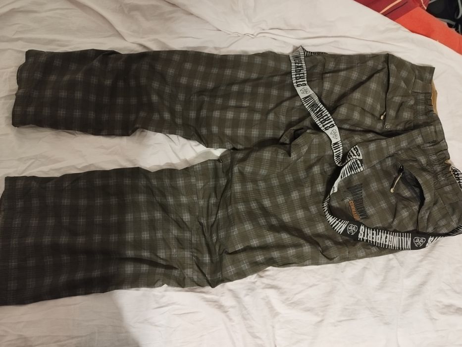 Pantaloni ski măsura L