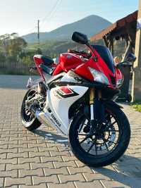 Yamaha yzf r125 2016