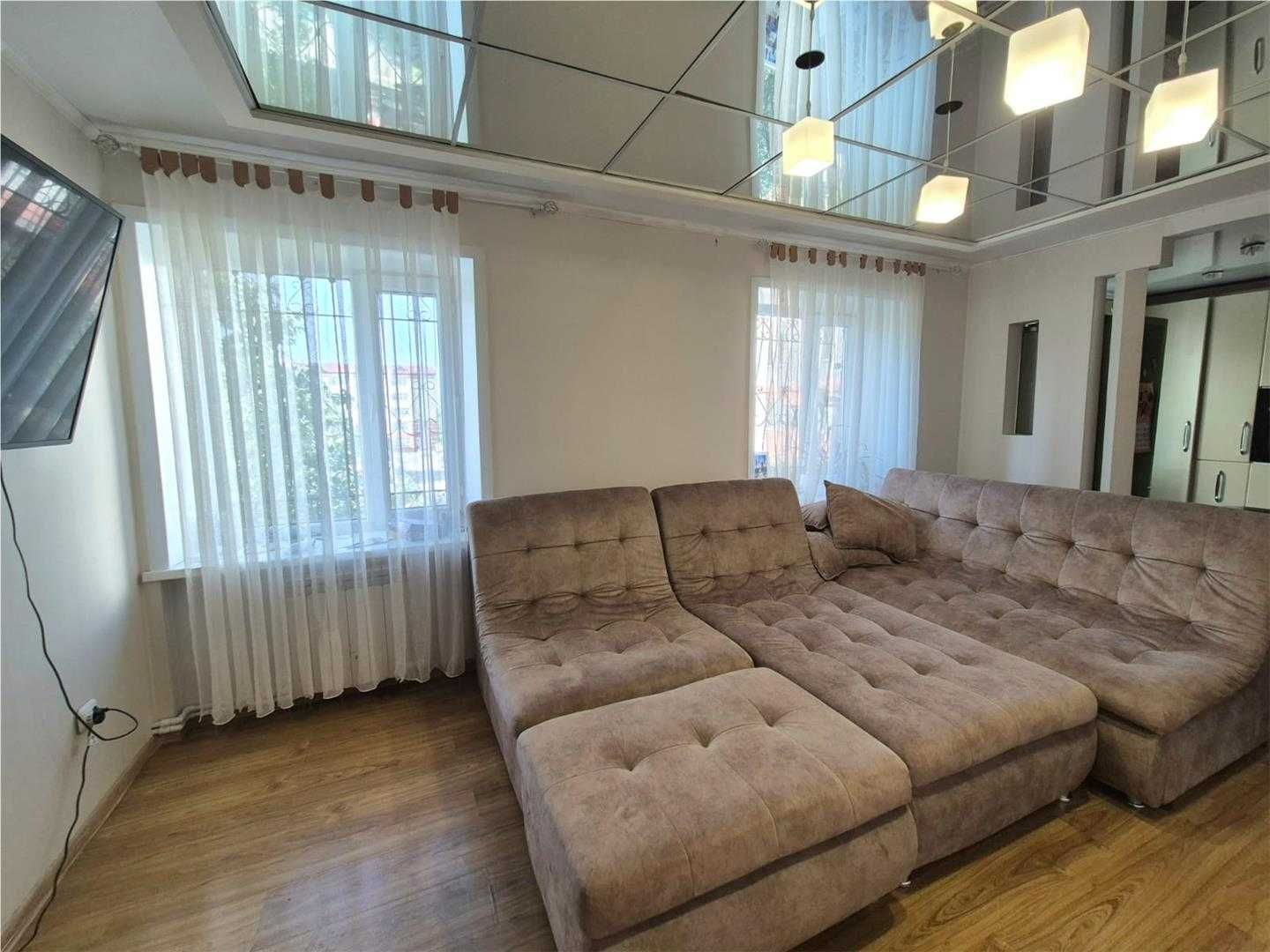 Продам 2 комн квартиру на Горке Дружбы, на 1/5 эт блочного дома 2005