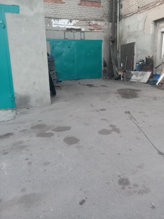 Сдам теплый бокс по часам