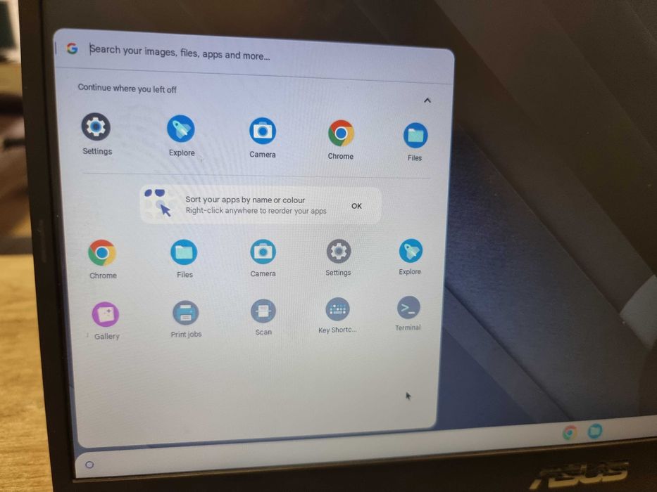 Лаптоп ASUS Chromebook C523