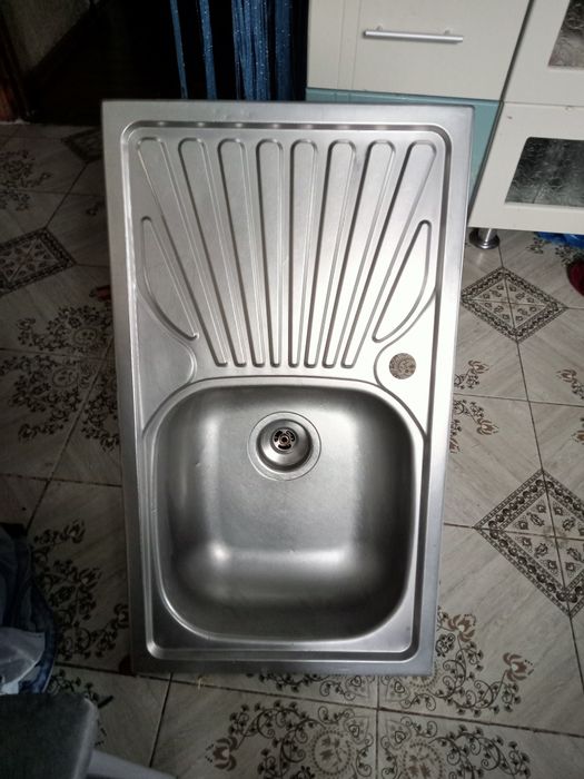 Раковина  Donau.