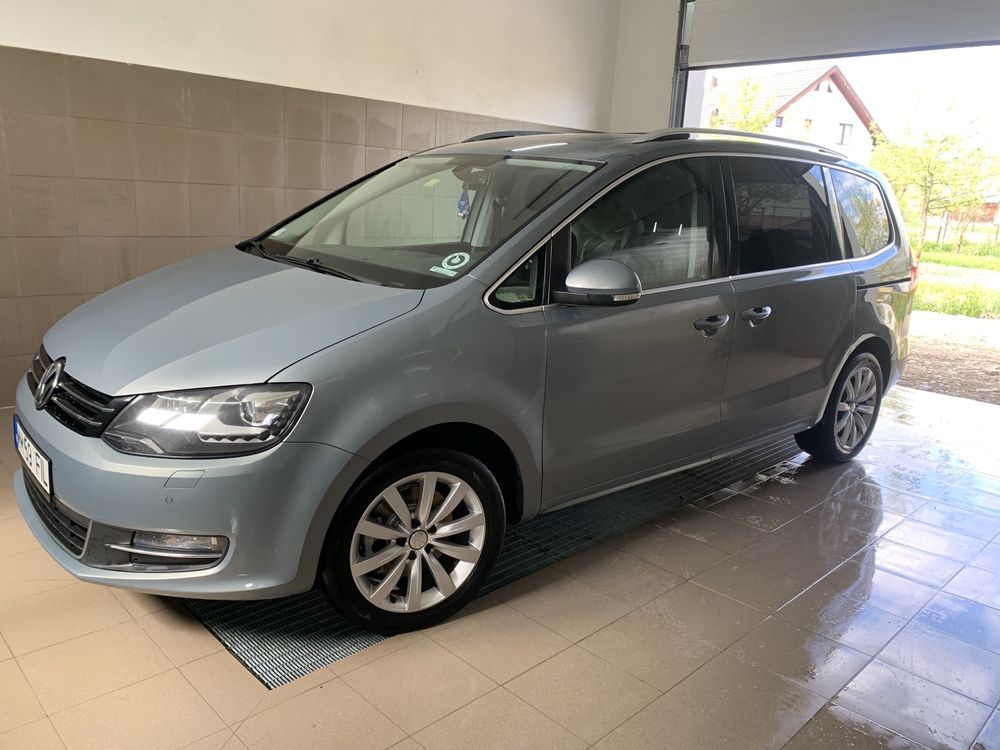 Vând Volkswagen Sharan