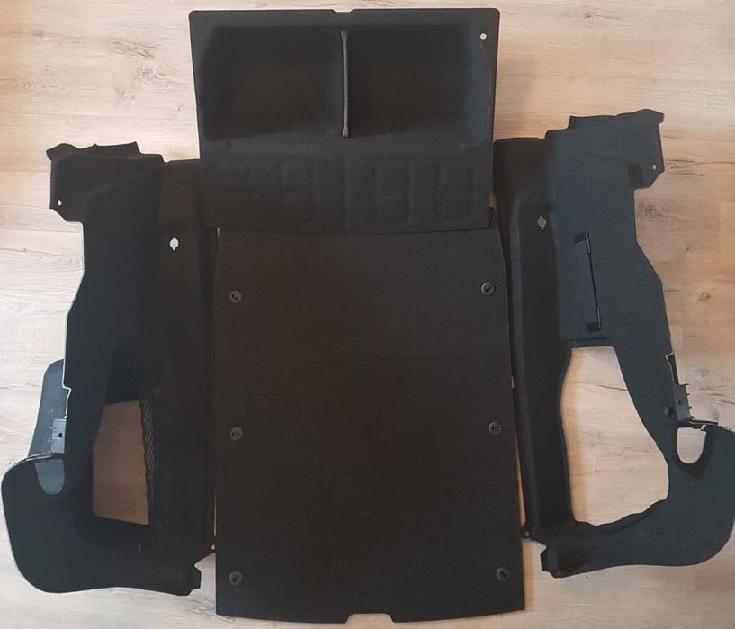 Mocheta capitonaj plansa interior portbagaj BMW F30 ca noi