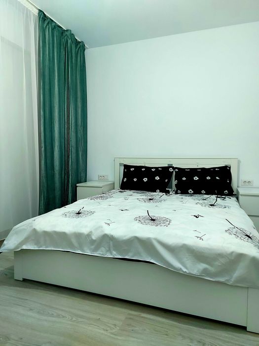 AC. Închiriez apartament lux 2 camere,regim hotelier 250 lei.