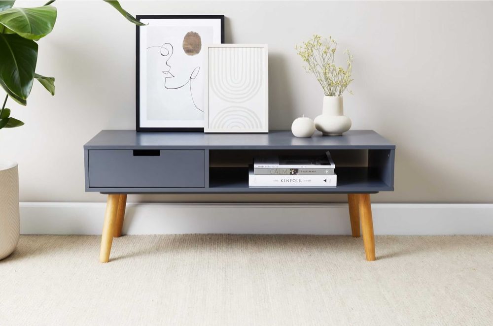 Масичка за телевизор