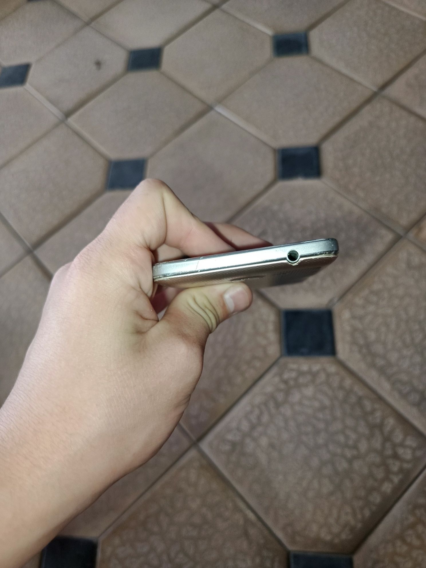 Samsung J2 prime 90ming som kami yo