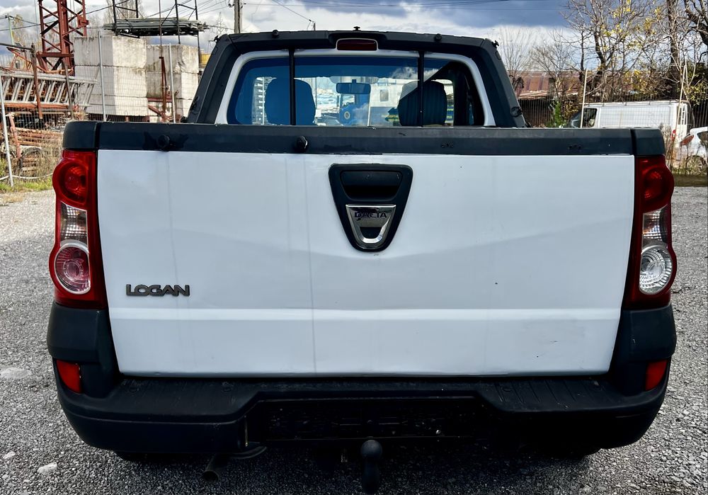 Продавам dacia logan pick up