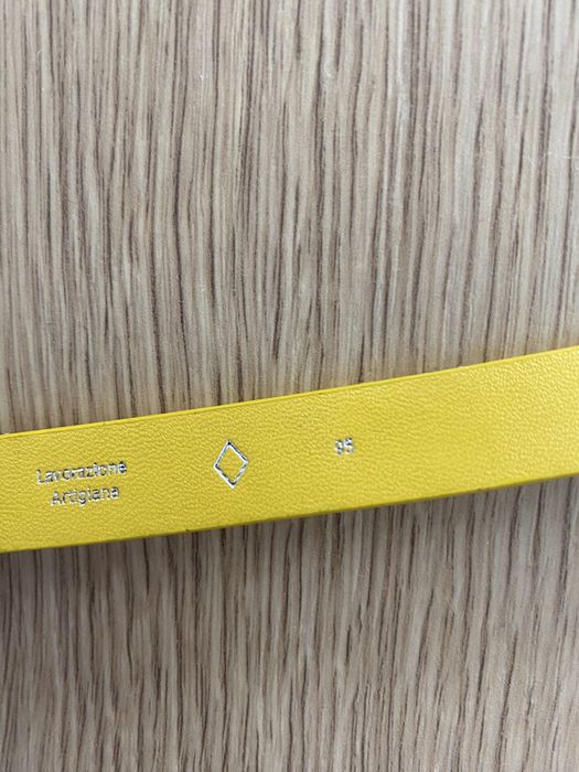 Curea galbena 75 cm