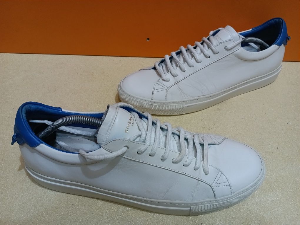 Givenchy Paris N 45 кожени - 85 лв