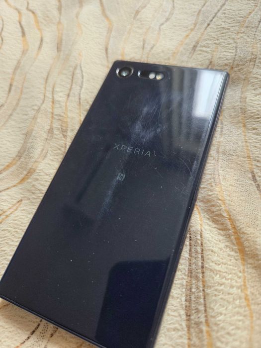 Sony Xperia X Compact