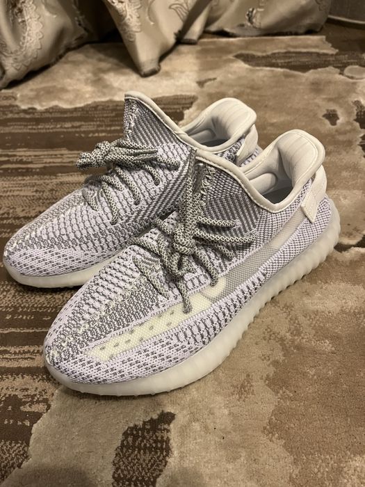 Yeezy 350 V2 Boost, 41 1/3, noi cu eticheta
