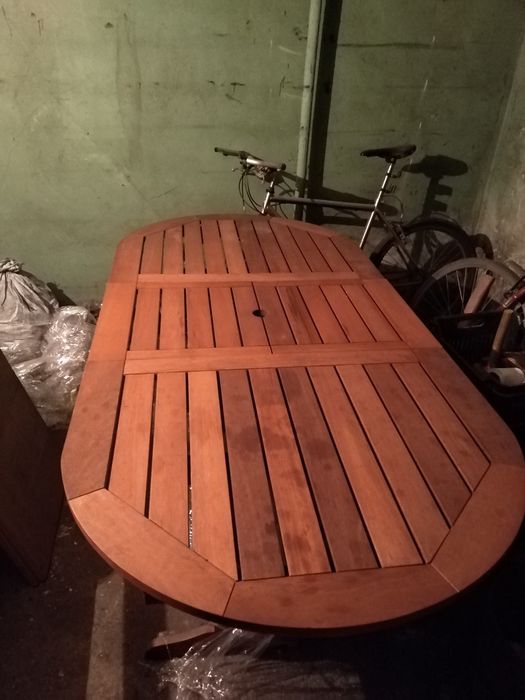Разтегателен дървена маса