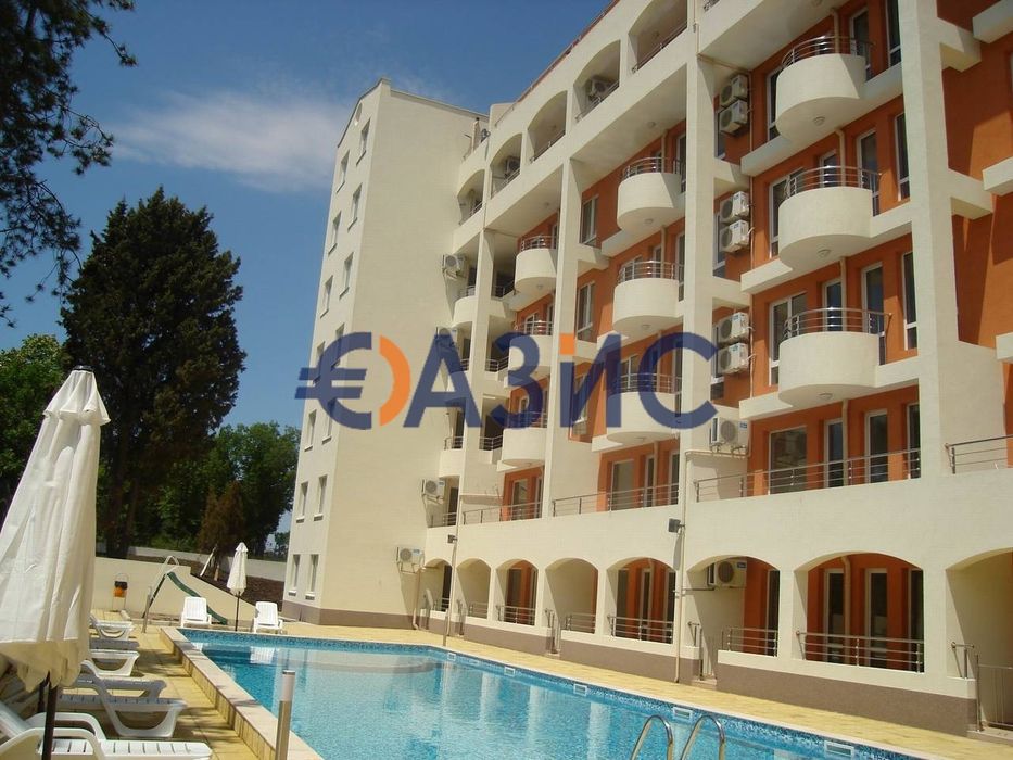 Продава се Тристаен апартамент в Поморие - 72 кв.м за 1202 €/кв.м - Снимка #11