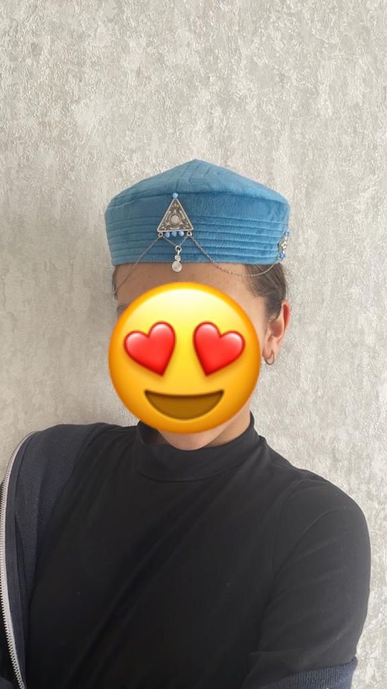 Головной убор ручной работы , разных цветах