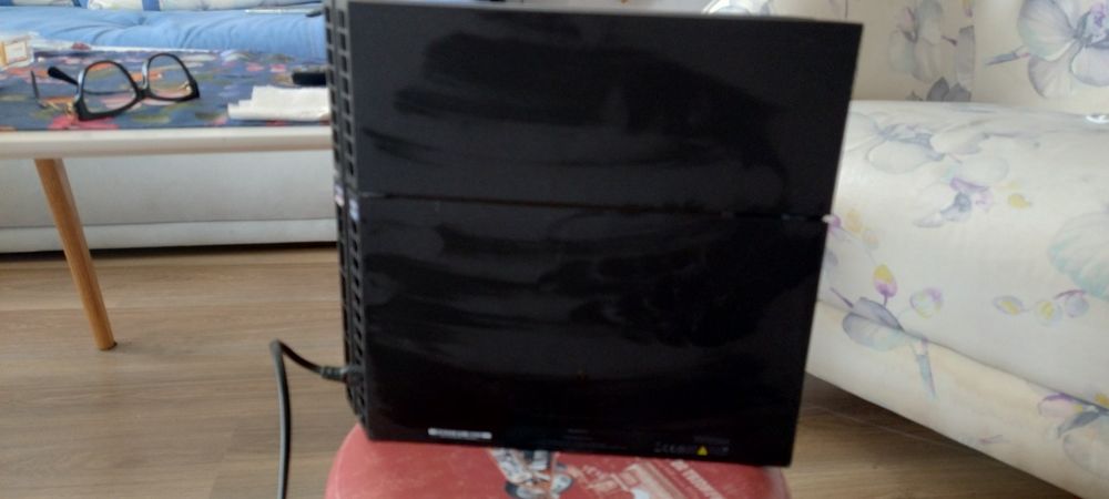 Игрова конзола Sony PS 4