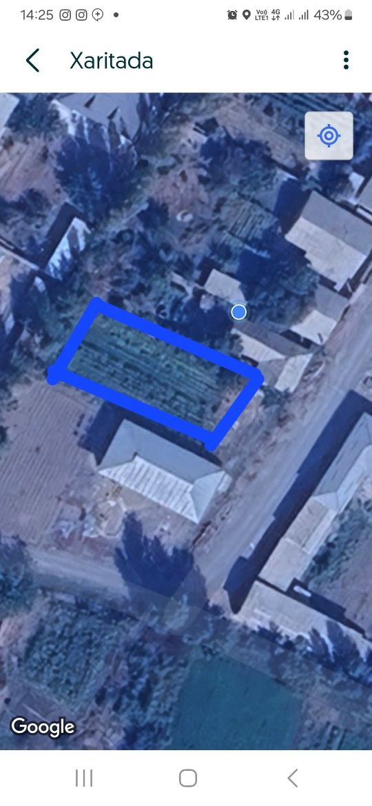 Qurulish uchun mojalangan yer tekis 5 sotik bolinadigan yarimi 10 ni