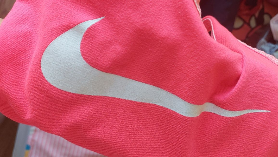 Уникално красив гащеризон Nike 4/5 год.