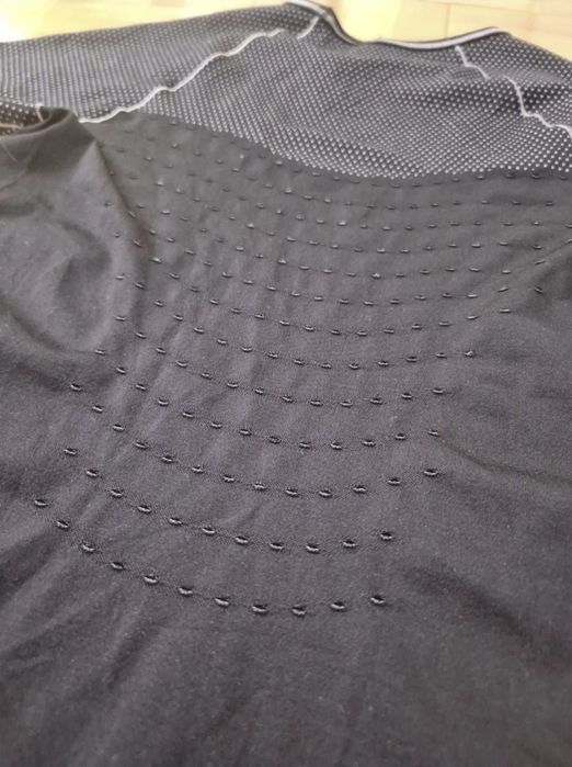 Tricou de compresie Nike Pro Hypercool pentru femei, mărimea M