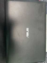 лаптоп Asus X200CA