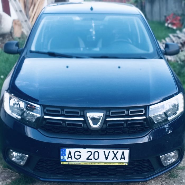 Vând dacia logan
