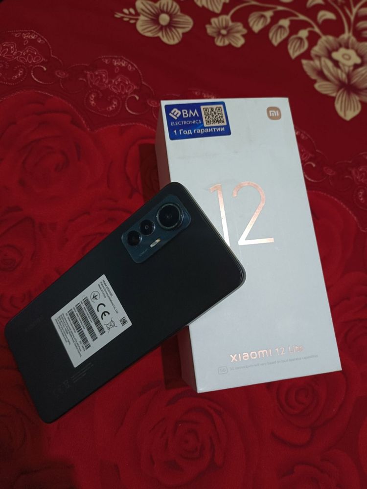 Xiaomi 12 lite продаются