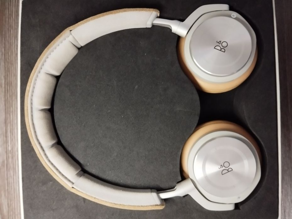 Bang & Olufsen BeoPlay H8 Natural